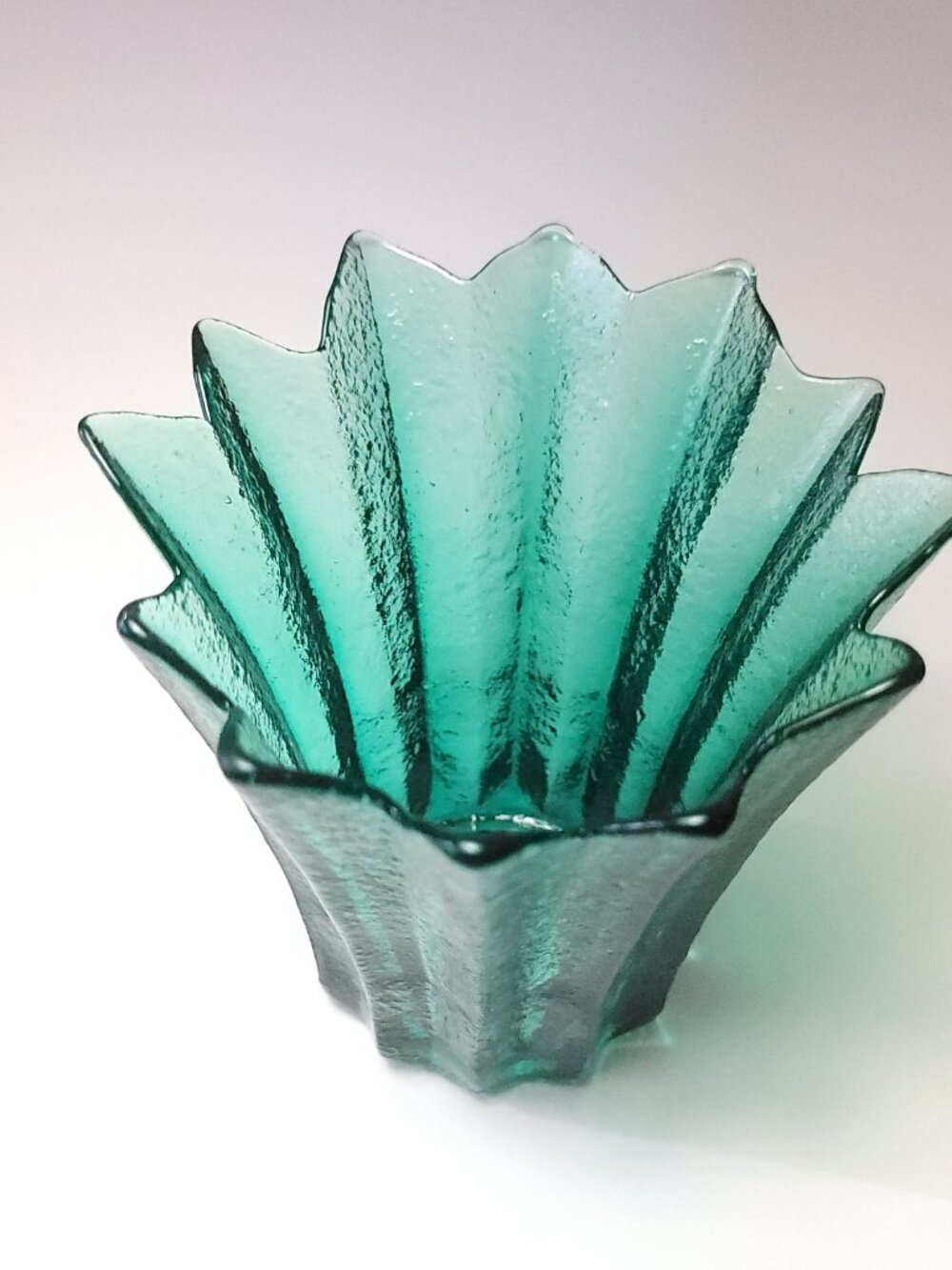 1970s Emerald Green Lotus Art Glass Bud Vase Votive Holder Japan MCM